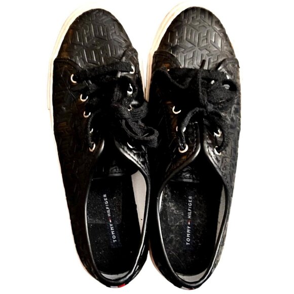 Tommy Hilfiger Womens Black Embossed Sneakers With Red & White Stripe Detailing - Picture 2 of 8